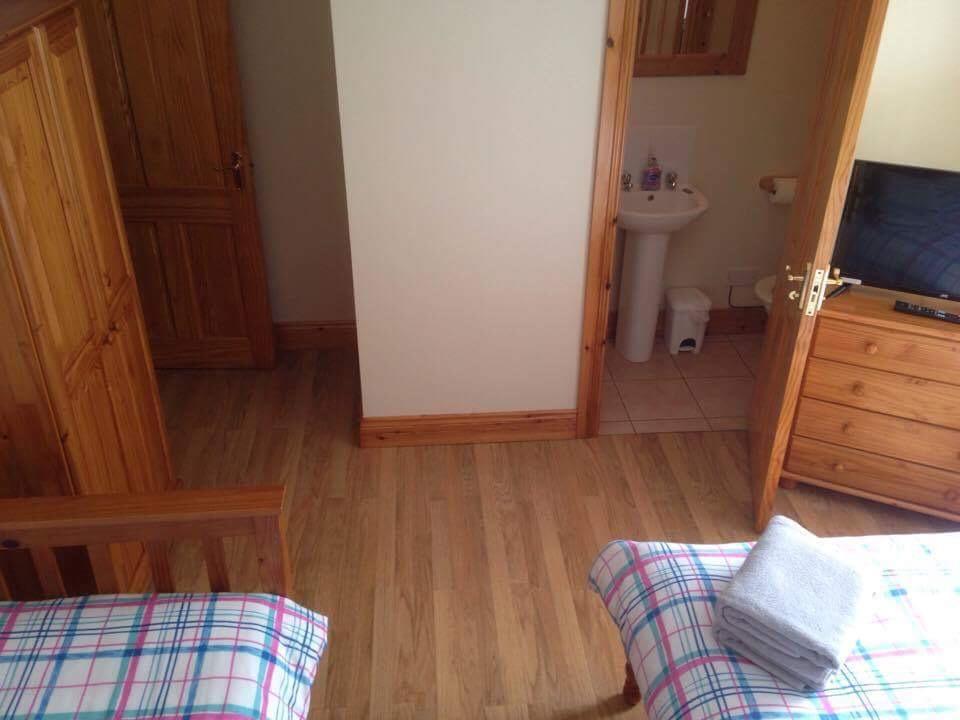 Bed and Breakfast Tara House Ballycastle Exterior foto