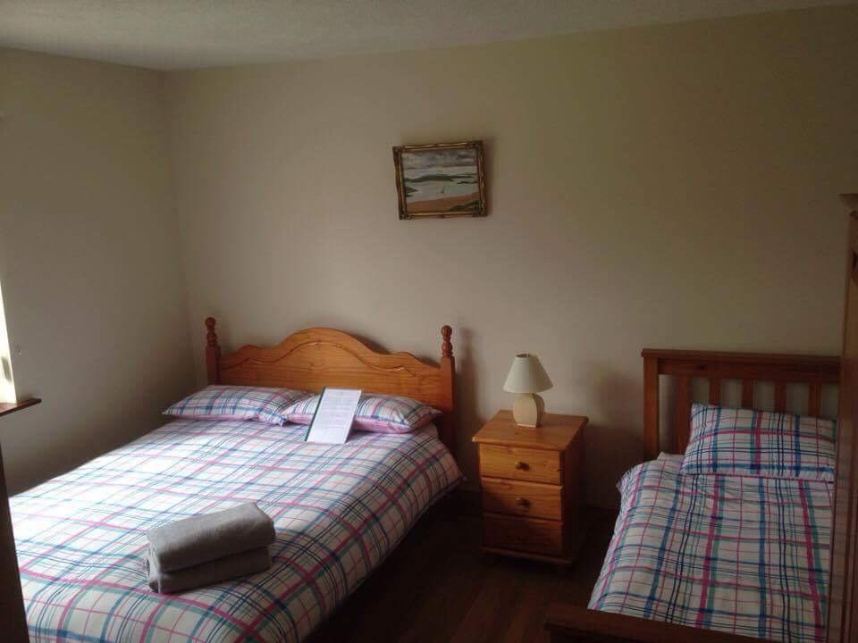 Bed and Breakfast Tara House Ballycastle Exterior foto