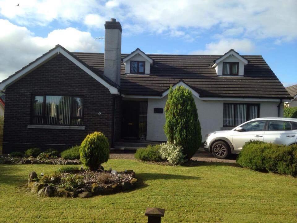Bed and Breakfast Tara House Ballycastle Exterior foto